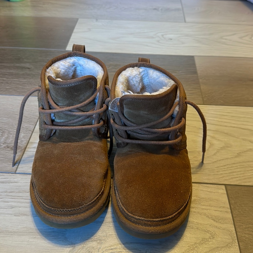 brown ugh boots no box